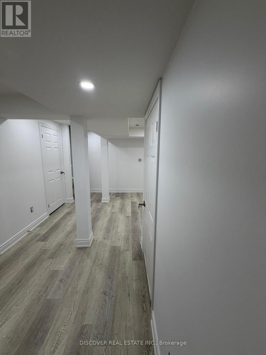 1569 Pennel Drive, Oshawa, Ontario  L1K 0J9 - Photo 10 - E12666514