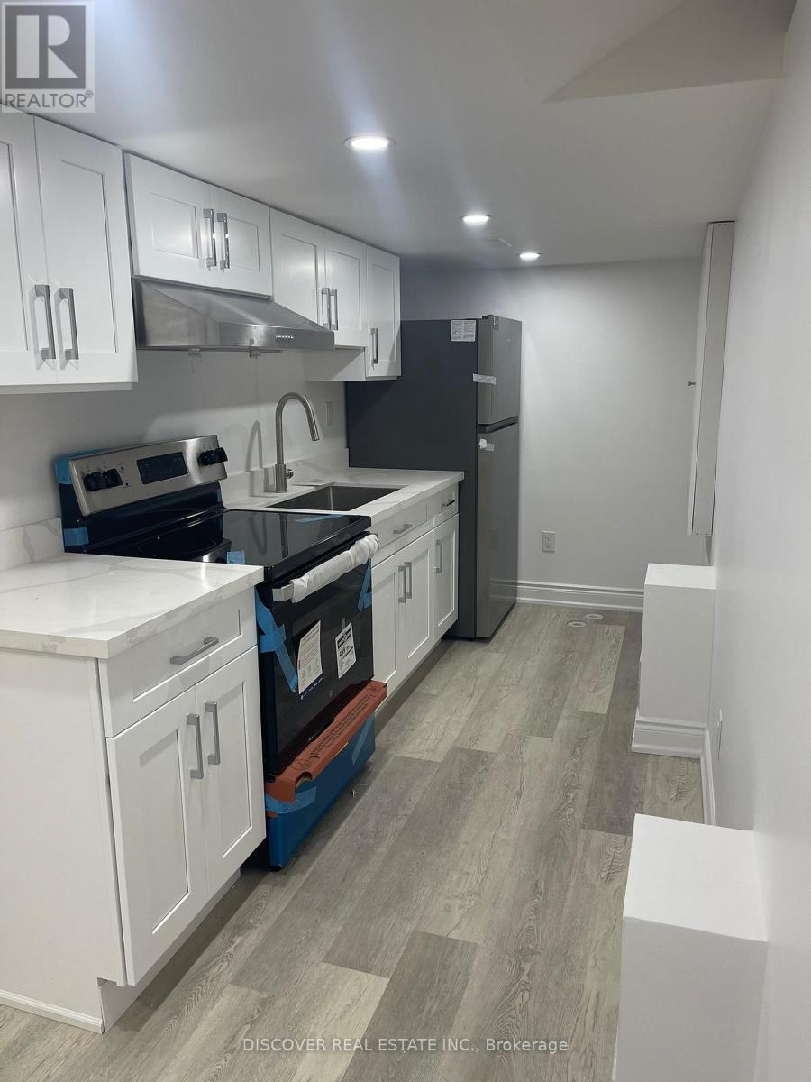 1569 Pennel Drive, Oshawa, Ontario  L1K 0J9 - Photo 5 - E12666514