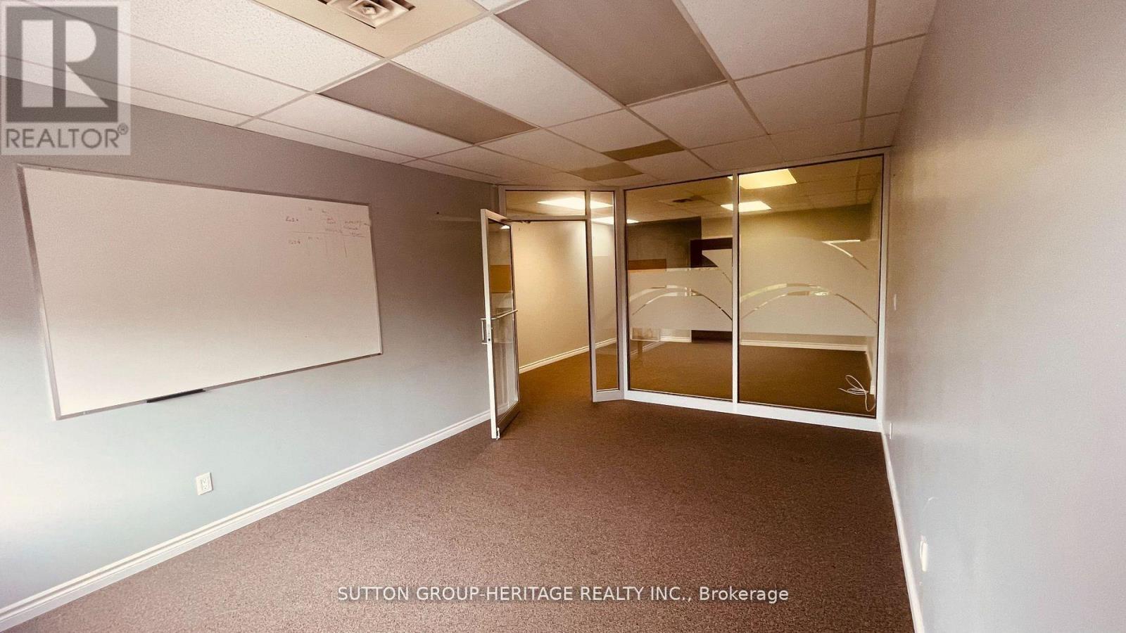 202 - 185 Brock Street N, Whitby, Ontario  L1N 4H3 - Photo 8 - E12671146