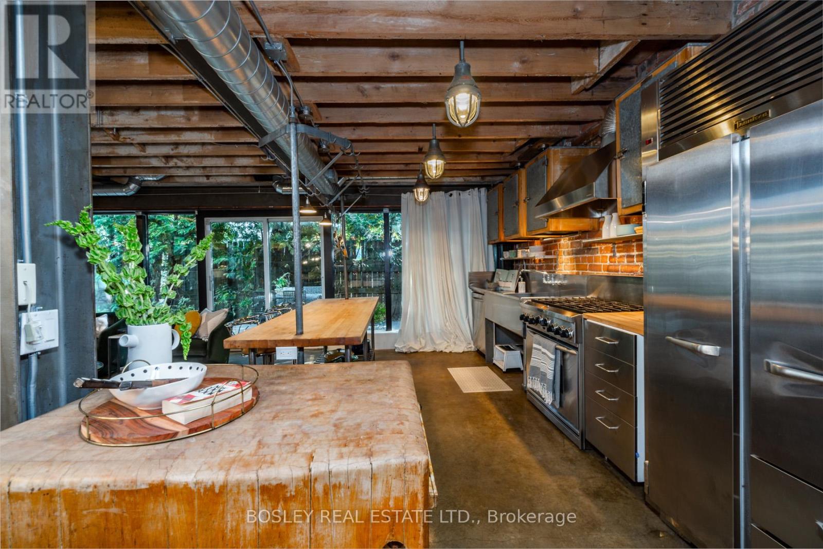 9 Peyton Lane, Toronto, Ontario  M4M 3B5 - Photo 23 - E12671192