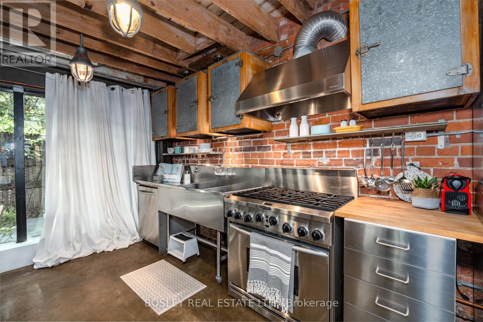 9 Peyton Lane, Toronto, Ontario  M4M 3B5 - Photo 24 - E12671192