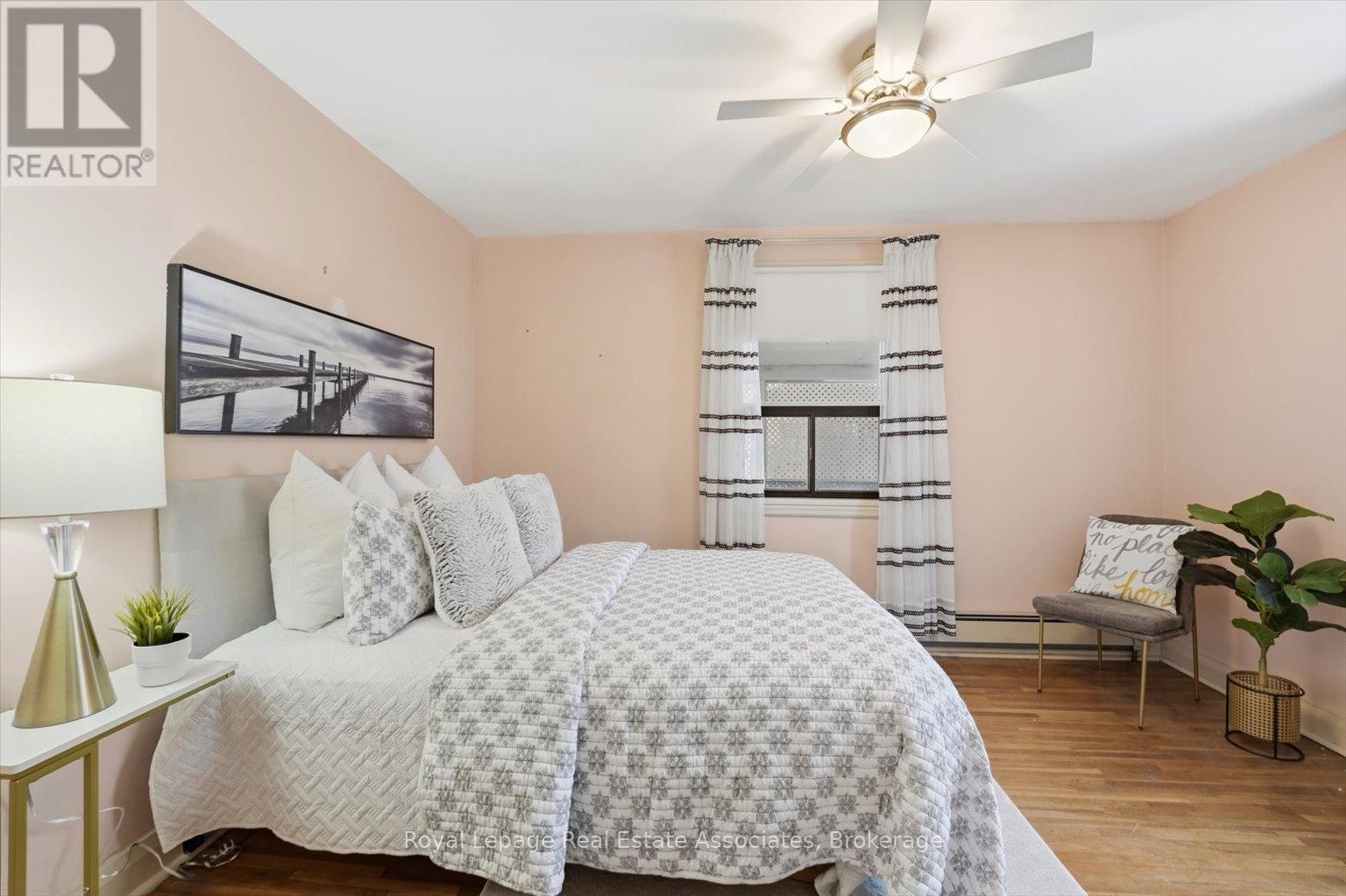 135 Tiago Avenue, Toronto, Ontario  M4B 2A6 - Photo 26 - E12671224