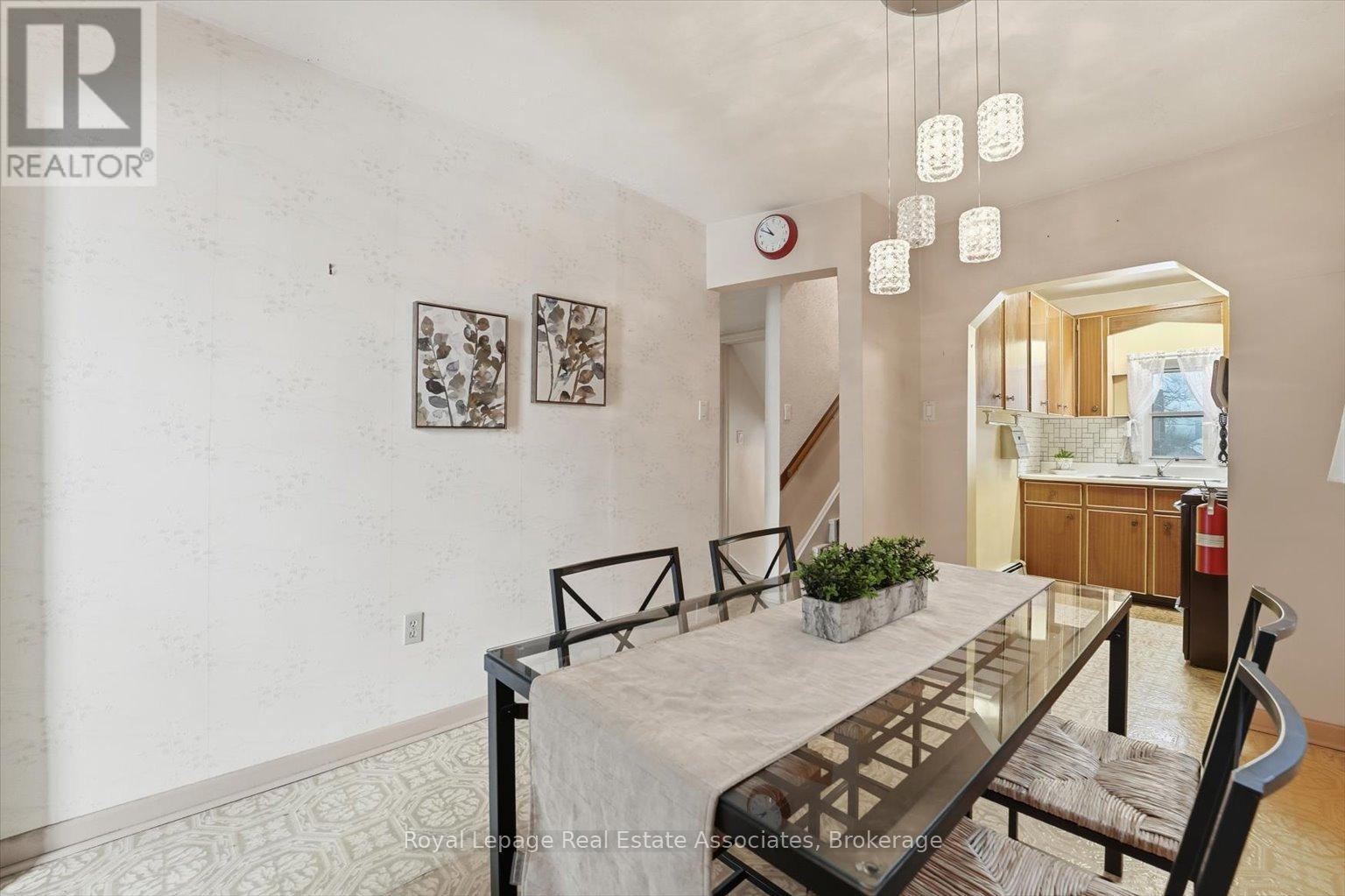 135 Tiago Avenue, Toronto, Ontario  M4B 2A6 - Photo 30 - E12671224