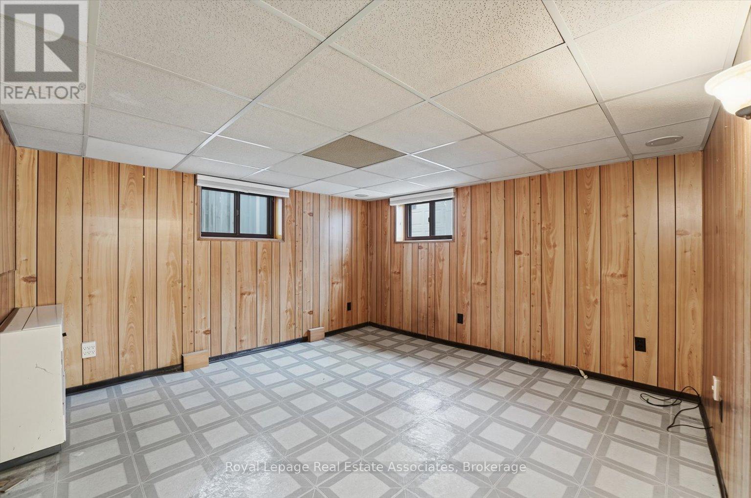 135 Tiago Avenue, Toronto, Ontario  M4B 2A6 - Photo 33 - E12671224