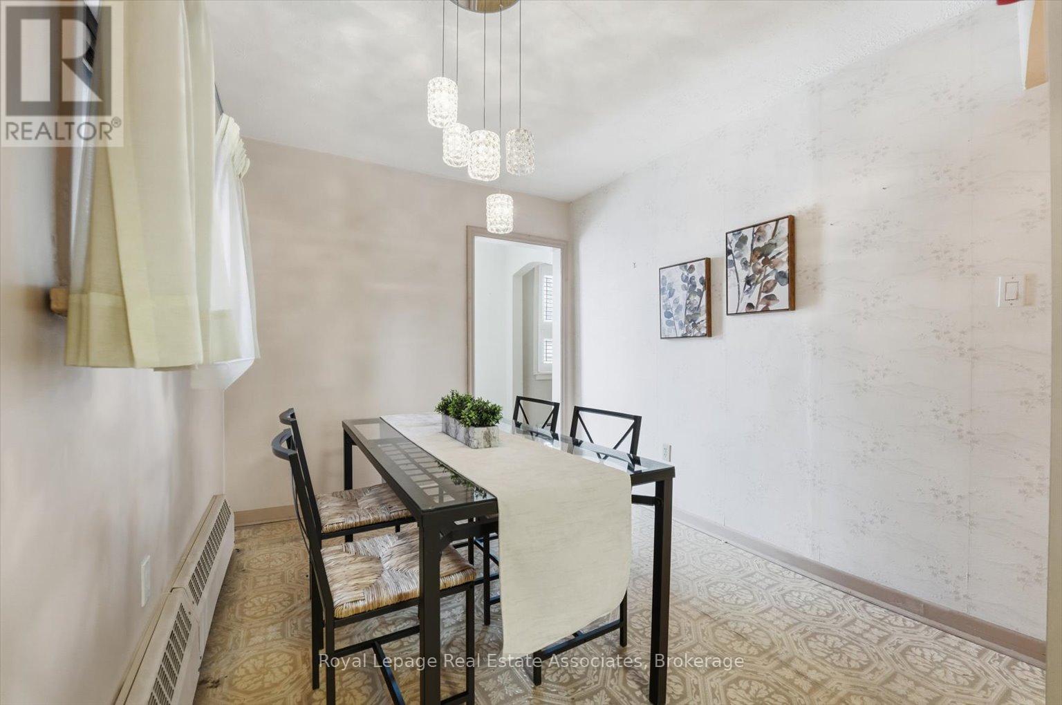 135 Tiago Avenue, Toronto, Ontario  M4B 2A6 - Photo 38 - E12671224