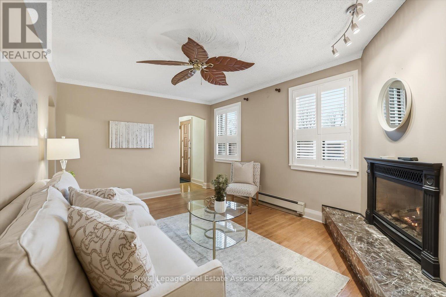 135 Tiago Avenue, Toronto, Ontario  M4B 2A6 - Photo 40 - E12671224