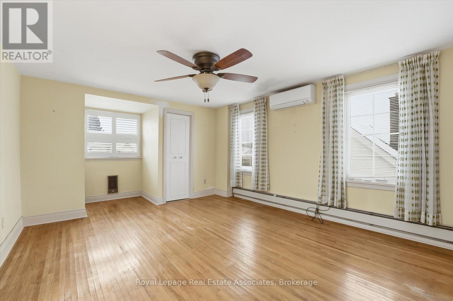 135 Tiago Avenue, Toronto, Ontario  M4B 2A6 - Photo 43 - E12671224