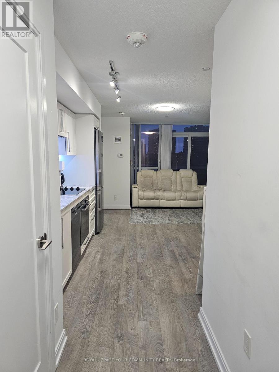 321 - 275 Village Green Square, Toronto, Ontario  M1S 0L8 - Photo 3 - E12671276