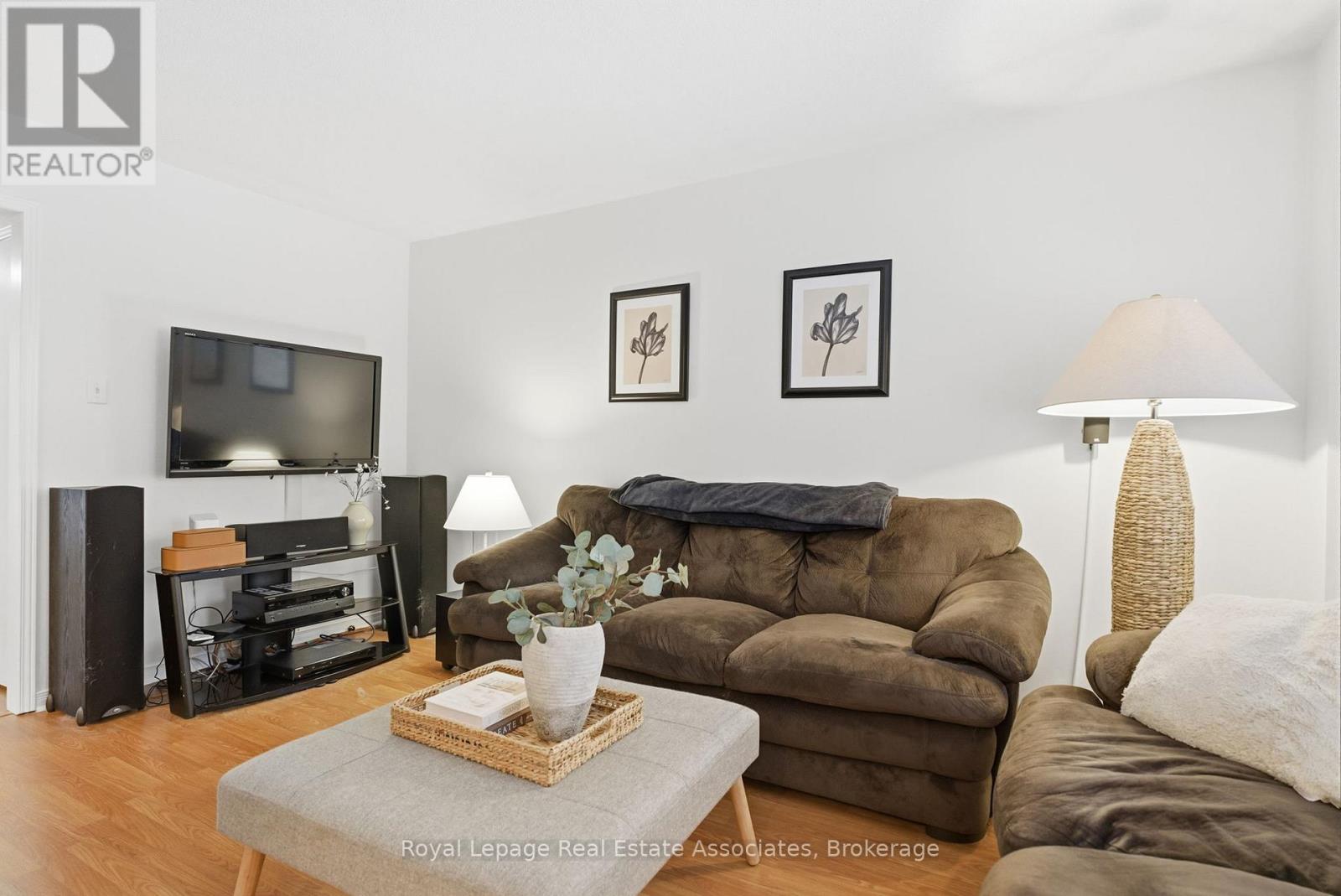 38 Bluebell Crescent, Whitby, Ontario L1P 1L1 - Photo 9 - E12671320