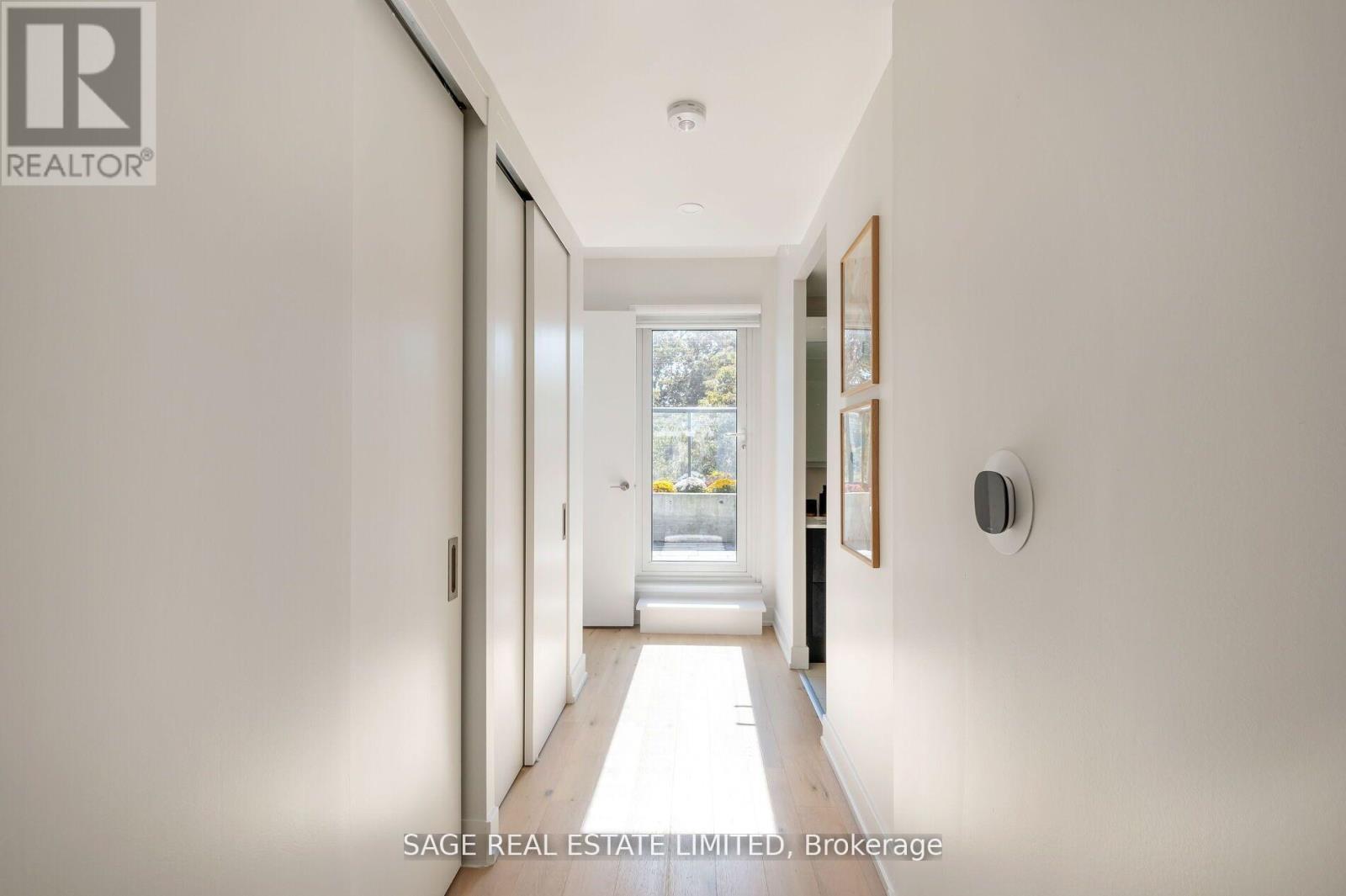 Th01 - 1331 Queen Street E, Toronto, Ontario  M4L 0B1 - Photo 32 - E12671326