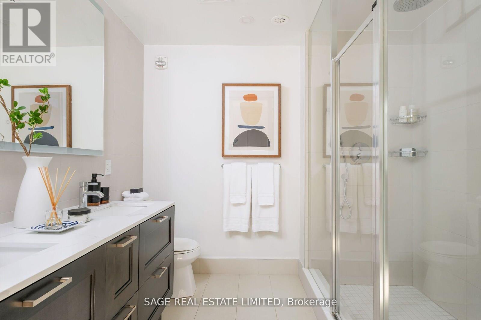 Th01 - 1331 Queen Street E, Toronto, Ontario  M4L 0B1 - Photo 35 - E12671326