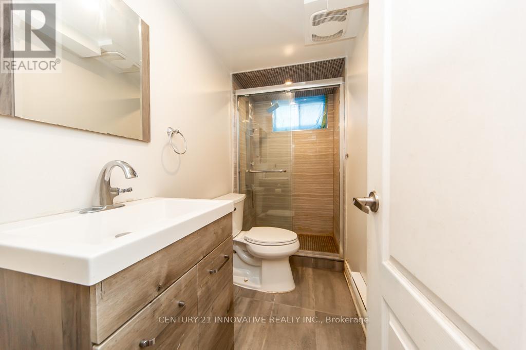 4 Albacore Crescent, Toronto, Ontario  M1H 2L3 - Photo 33 - E12671376