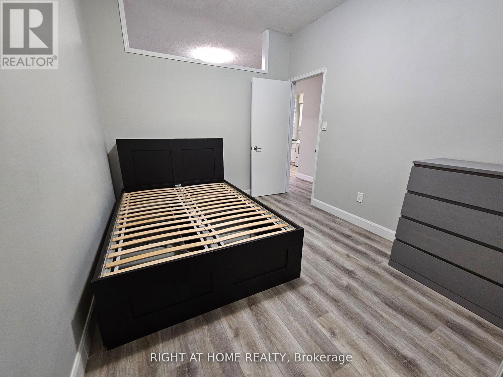 2 - 47 Dawes Road, Toronto, Ontario  M4C 5B1 - Photo 8 - E12671406