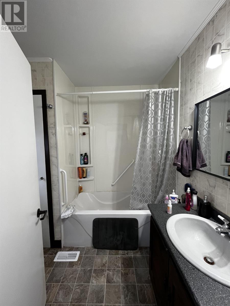 303 Phillip Street, Tignish, Prince Edward Island  C0B 2B0 - Photo 11 - 202600318