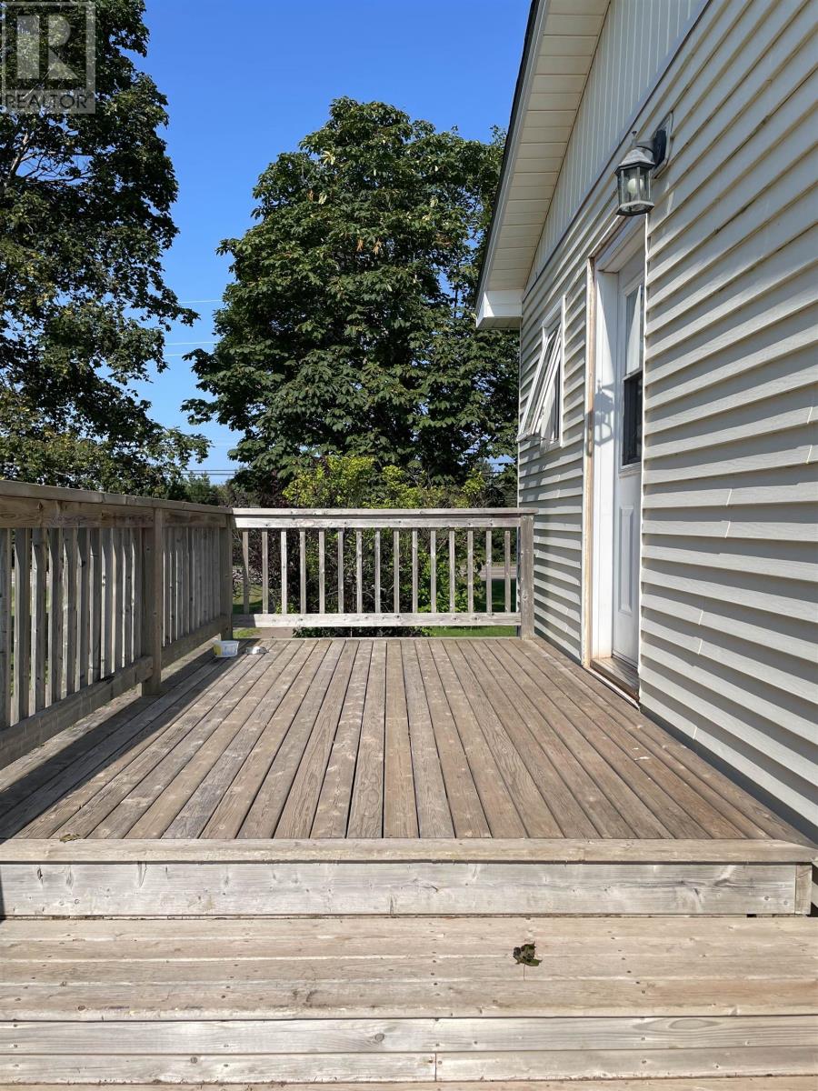 303 Phillip Street, Tignish, Prince Edward Island  C0B 2B0 - Photo 12 - 202600318