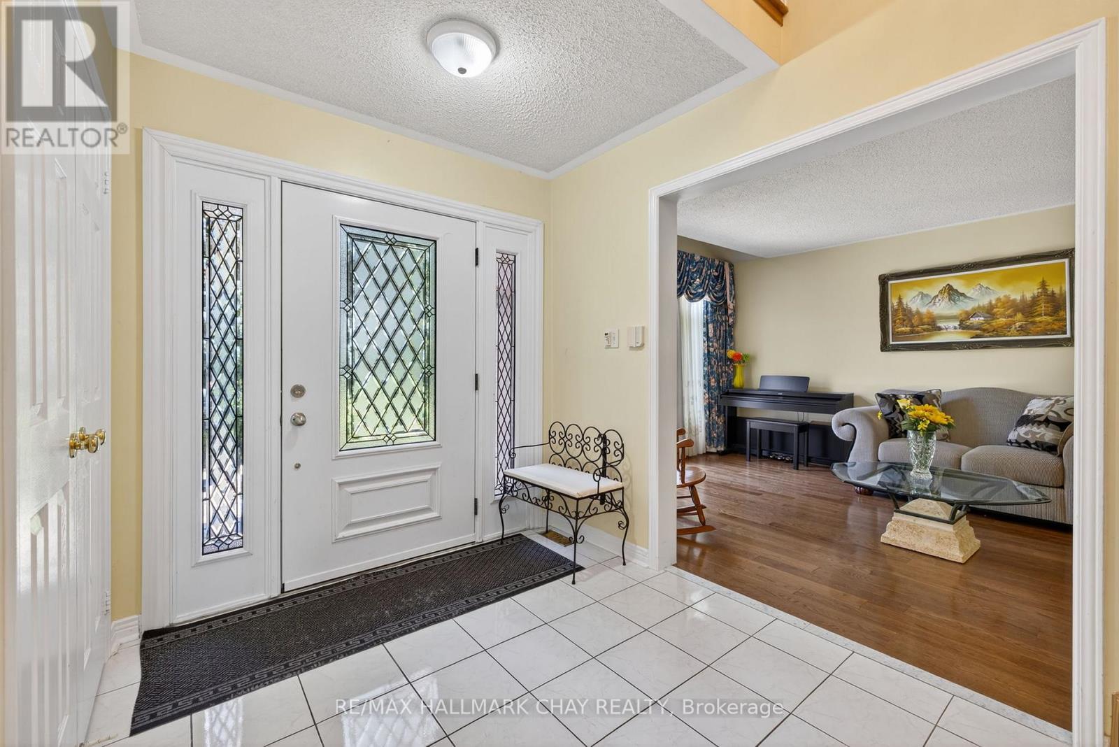 25 Heatherwood Crescent, Markham, Ontario  L3R 8W5 - Photo 7 - N12671110