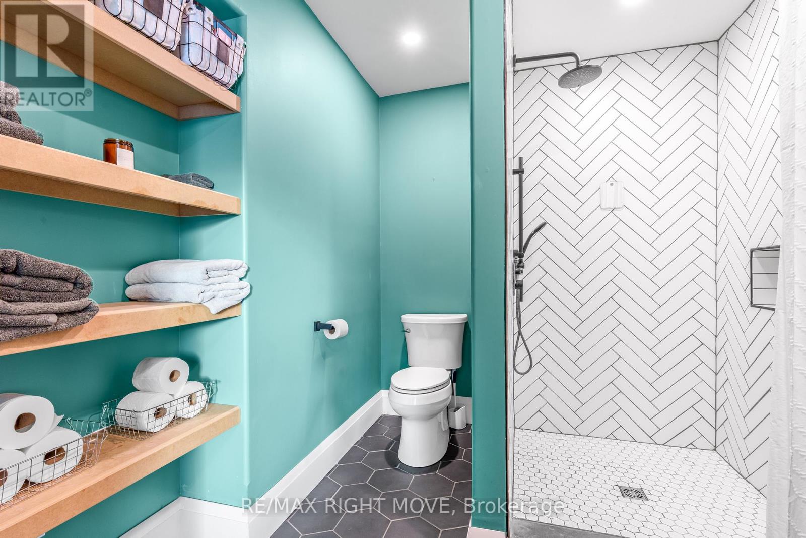 1250 Thorah Concession 2 Road, Brock (Beaverton), Ontario  L0K 1A0 - Photo 25 - N12671234