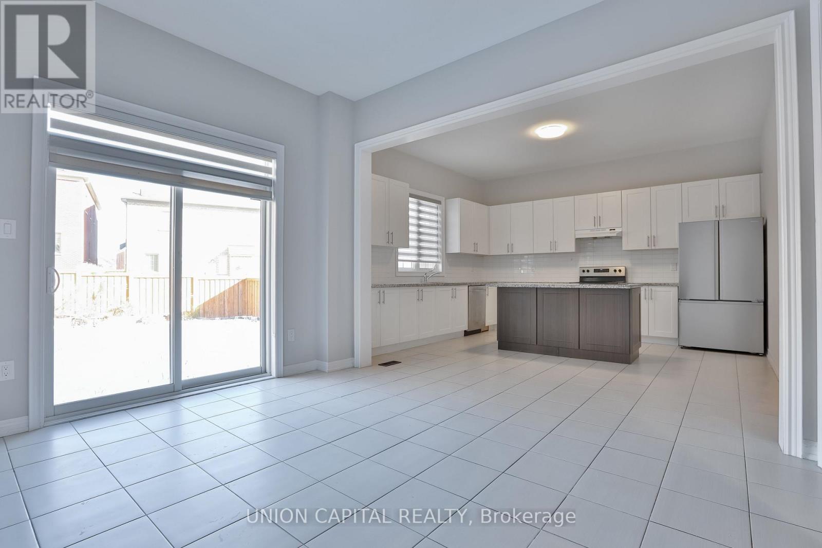 30 Leary Crescent, Richmond Hill, Ontario  L4S 0G7 - Photo 13 - N12671410