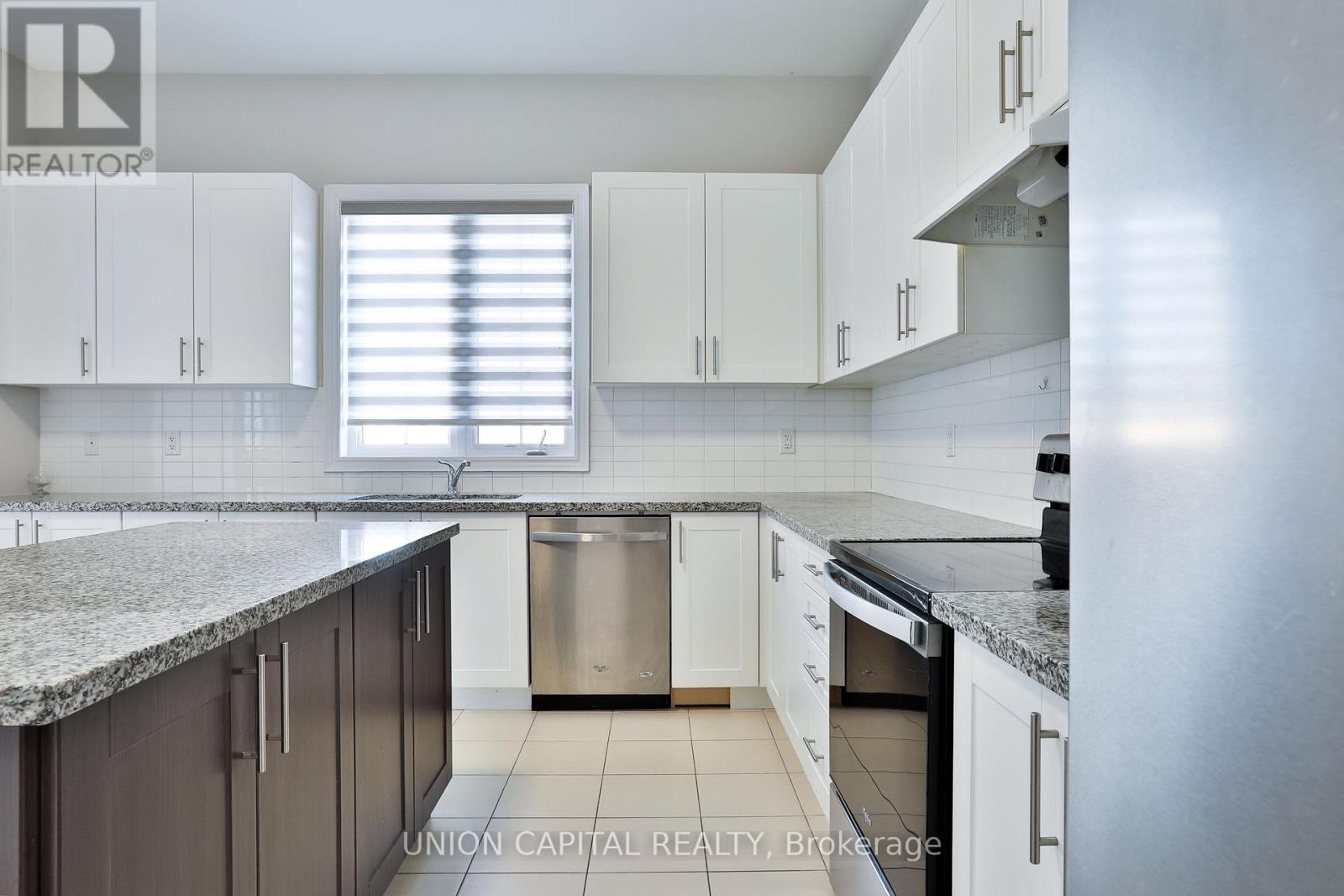 30 Leary Crescent, Richmond Hill, Ontario  L4S 0G7 - Photo 17 - N12671410