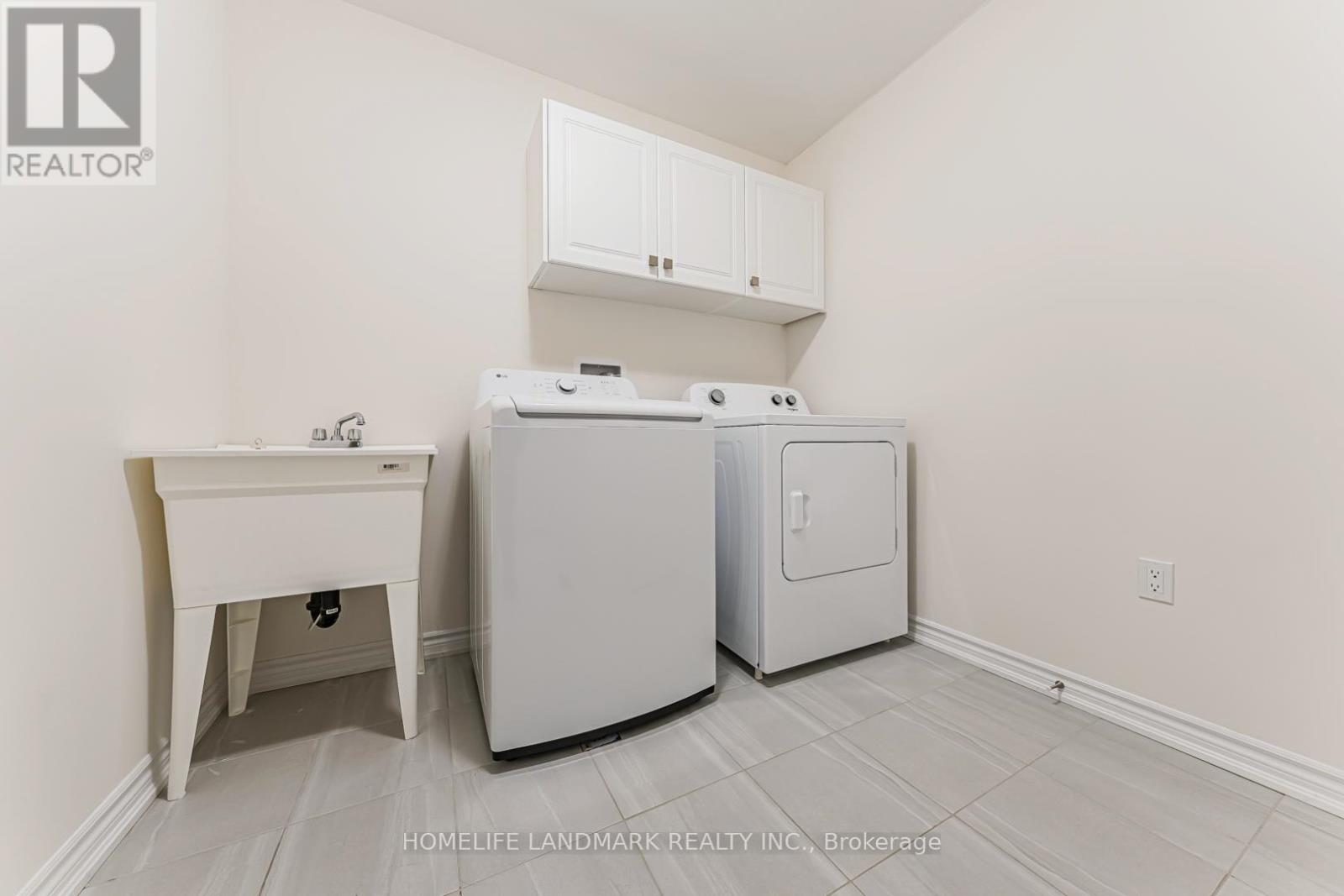 85 Jonkman Boulevard, Bradford West Gwillimbury (Bradford), Ontario  L3Z 4J9 - Photo 18 - N12671450