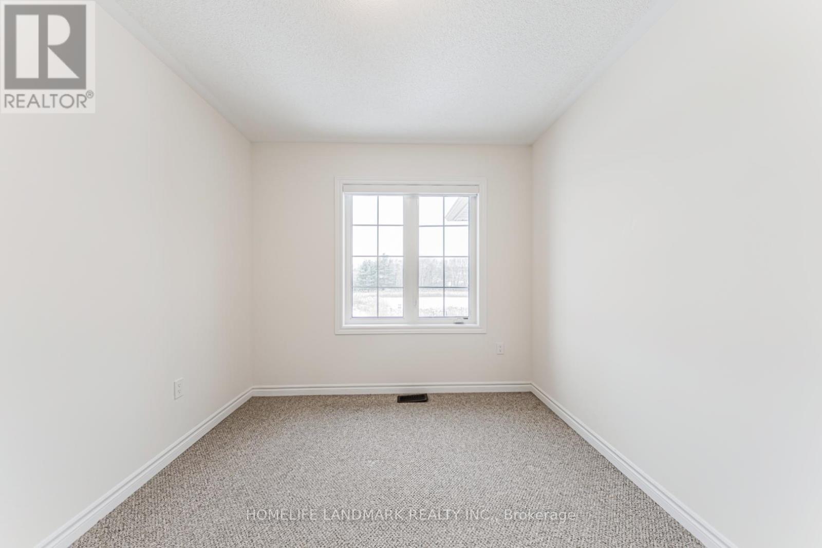 85 Jonkman Boulevard, Bradford West Gwillimbury (Bradford), Ontario  L3Z 4J9 - Photo 27 - N12671450