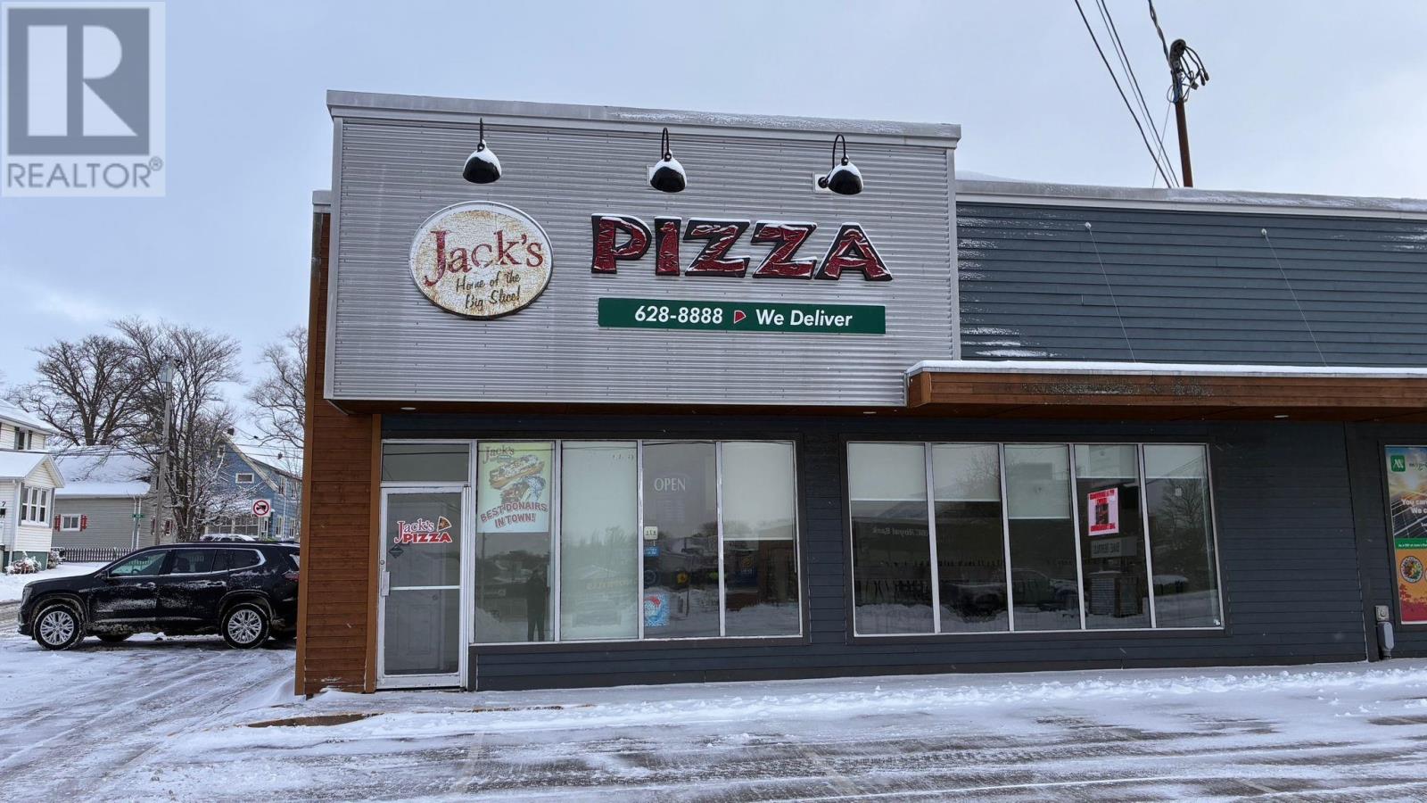 4 330 University Avenue, Charlottetown, Prince Edward Island  C1A 4M6 - Photo 1 - 202600316