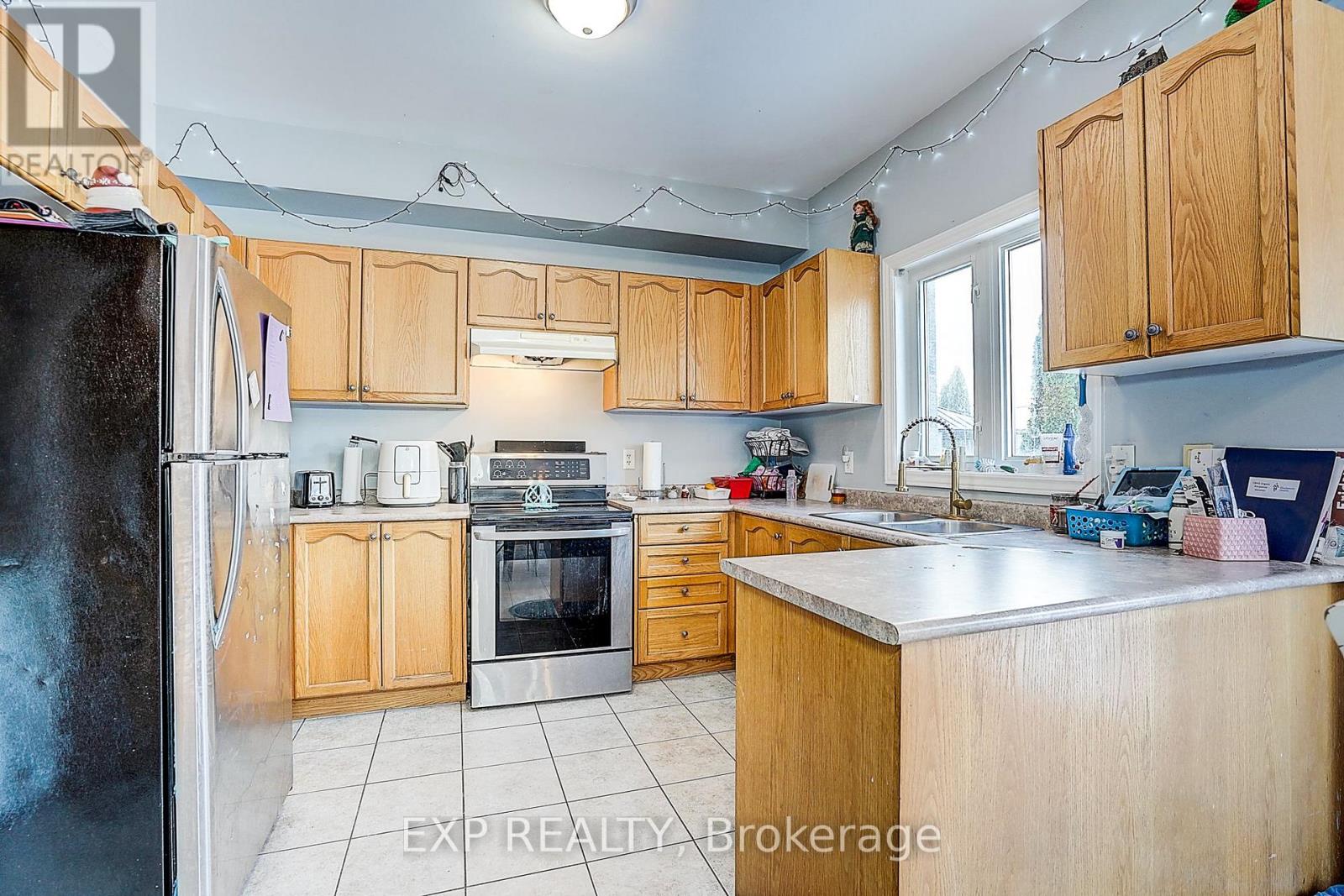 290 Country Lane, Barrie (Painswick South), Ontario  L4N 5Z6 - Photo 11 - S12671254