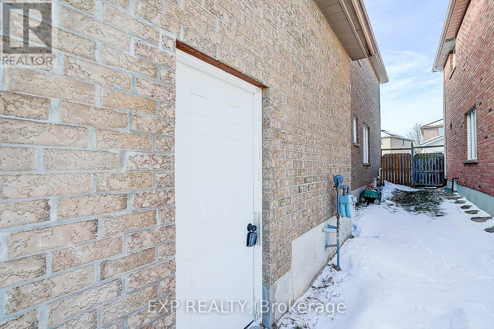 290 Country Lane, Barrie (Painswick South), Ontario  L4N 5Z6 - Photo 21 - S12671254