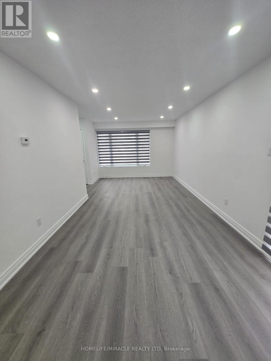 3 Sylvia Street, Barrie (Grove East), Ontario  L4M 5J3 - Photo 9 - S12671386