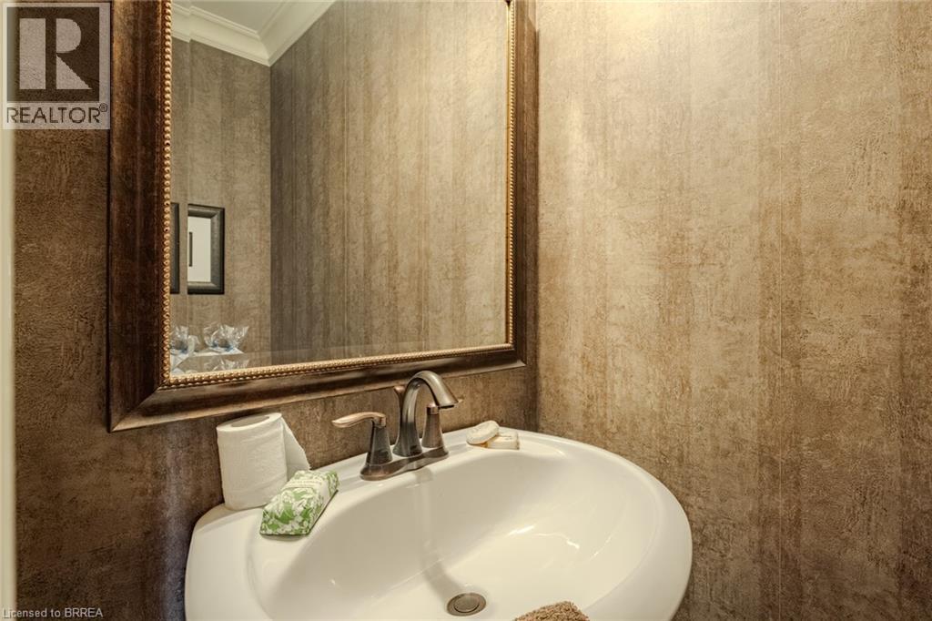 655 Park Road N Unit# 49, Brantford, Ontario  N3R 0A2 - Photo 19 - 40787366