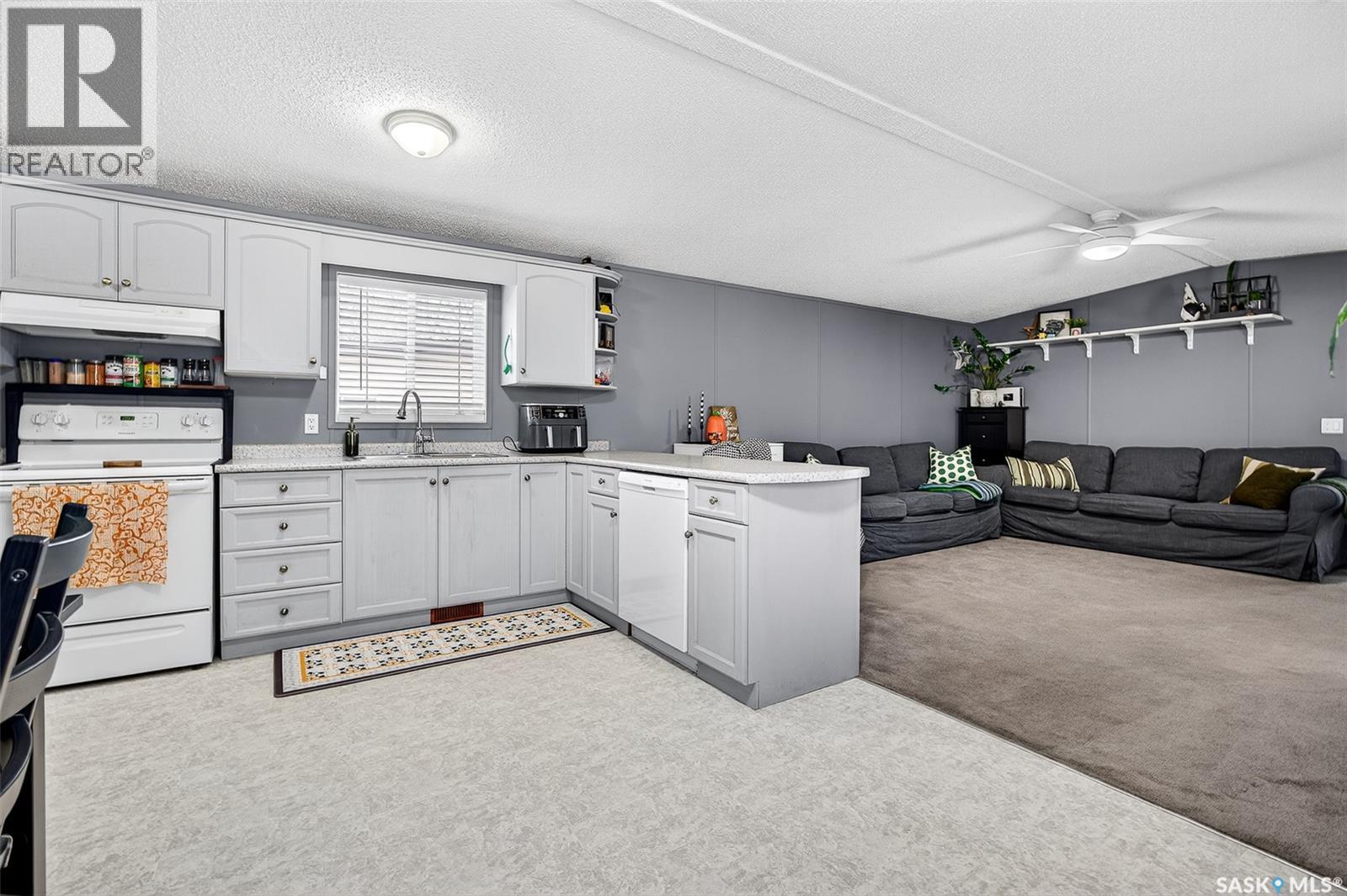 F5 1295 9th Avenue Ne, Moose Jaw, Saskatchewan  S6J 1C6 - Photo 12 - SK026343