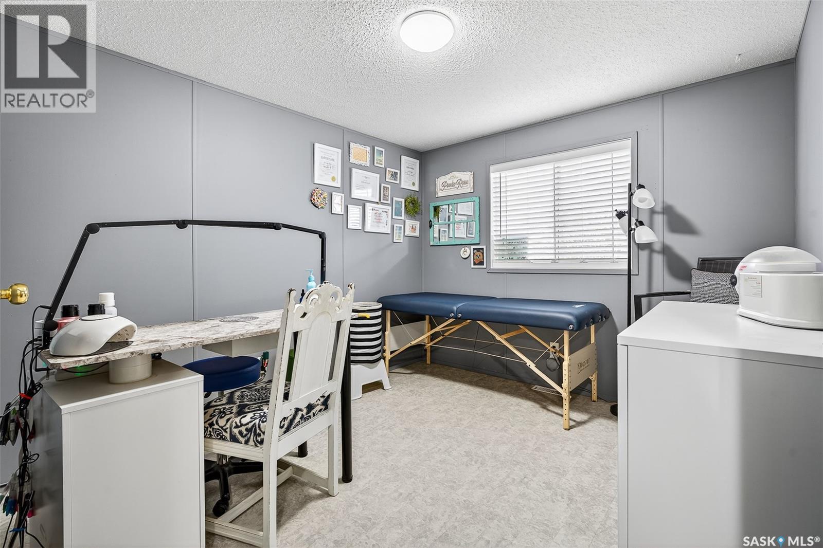 F5 1295 9th Avenue Ne, Moose Jaw, Saskatchewan  S6J 1C6 - Photo 34 - SK026343