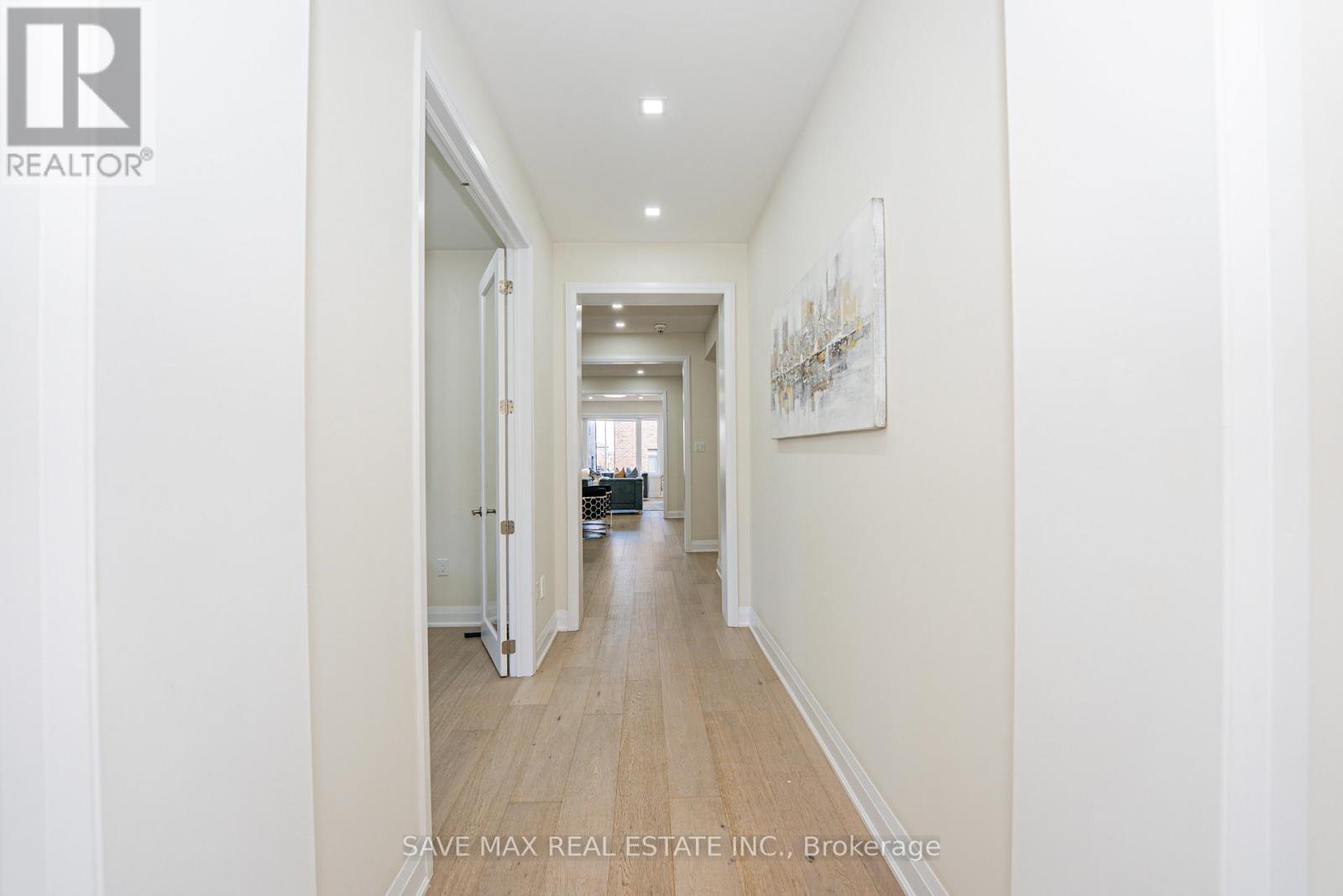 53 Lipscott Drive, Caledon, Ontario  L7C 4K1 - Photo 4 - W12671116