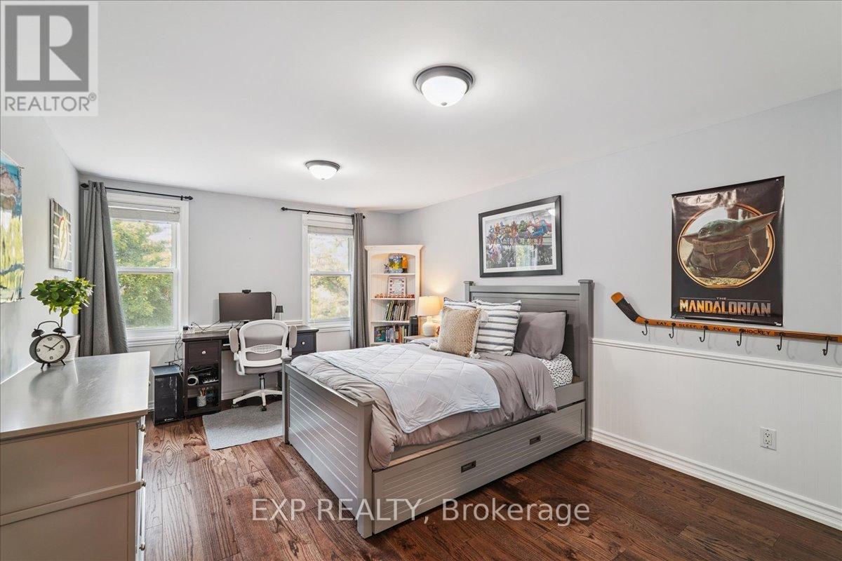 1923 Steepbank Crescent, Mississauga, Ontario  L4X 1T9 - Photo 29 - W12671184