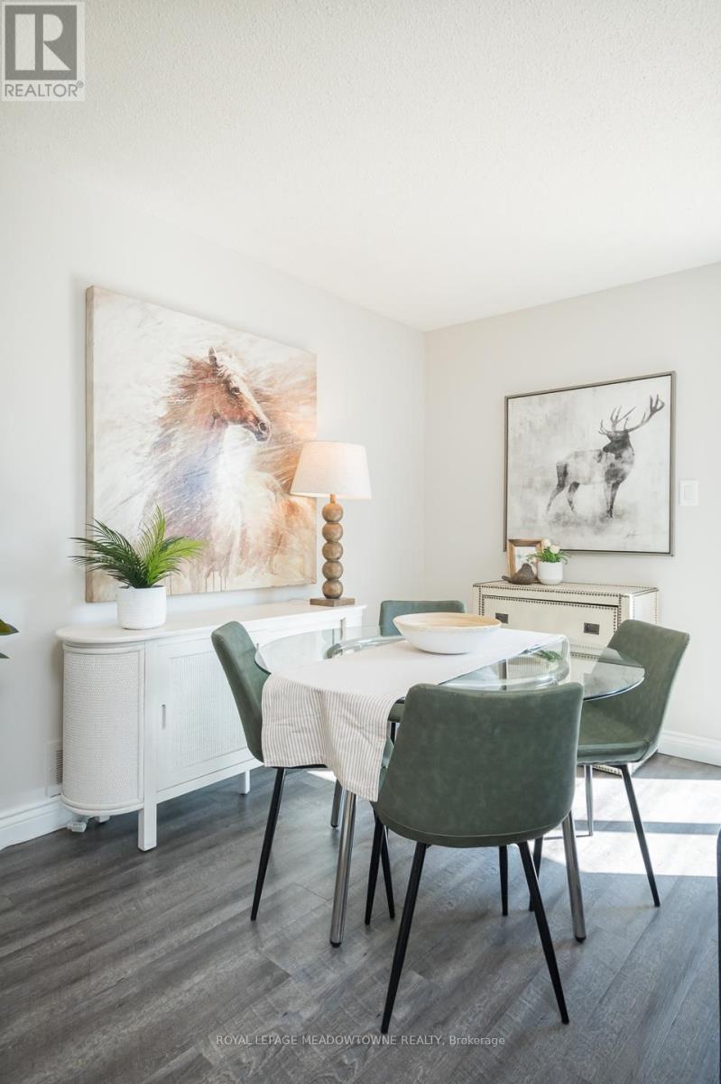 Main - 611 Beaver Court, Milton, Ontario  L9T 4A8 - Photo 10 - W12671206