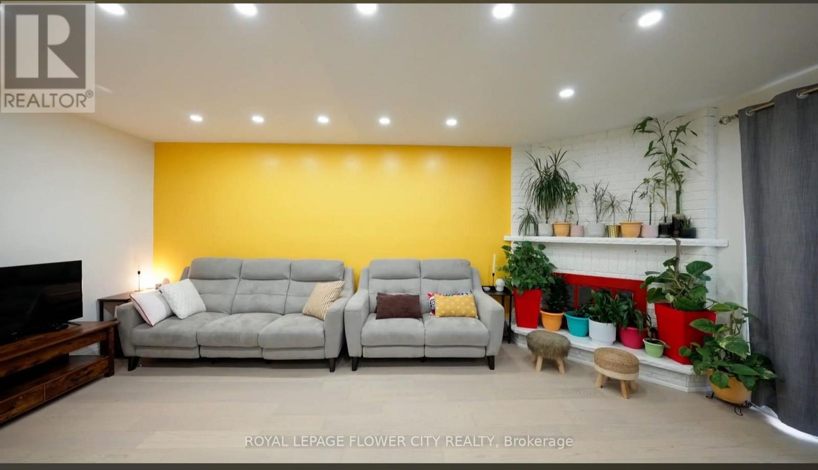 32 Payton Court, Brampton, Ontario  L6W 3Y9 - Photo 23 - W12671216