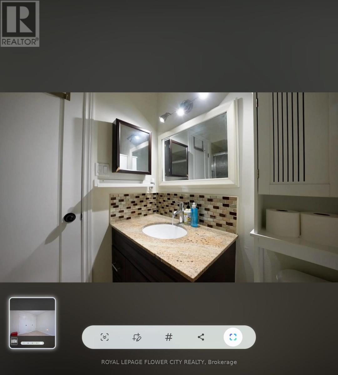 32 Payton Court, Brampton, Ontario  L6W 3Y9 - Photo 26 - W12671216