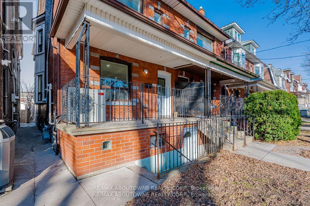 LOWER - 436 CONCORD AVENUE, Toronto, Ontario