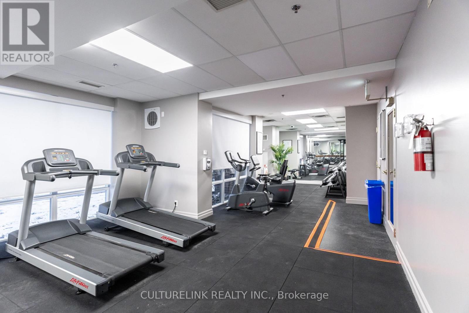 2209 - 5 Michael Power Place, Toronto, Ontario  M9A 0A3 - Photo 22 - W12671238