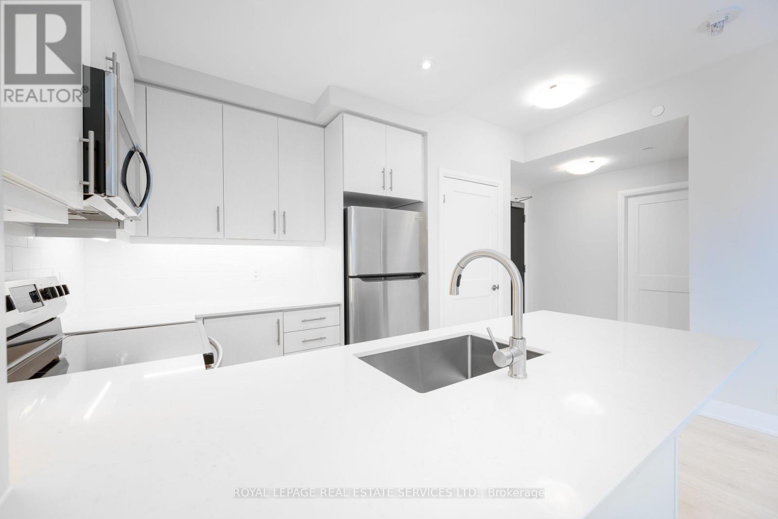 1803 - 15 Lynch Street, Brampton, Ontario  L6W 2Z8 - Photo 10 - W12671280