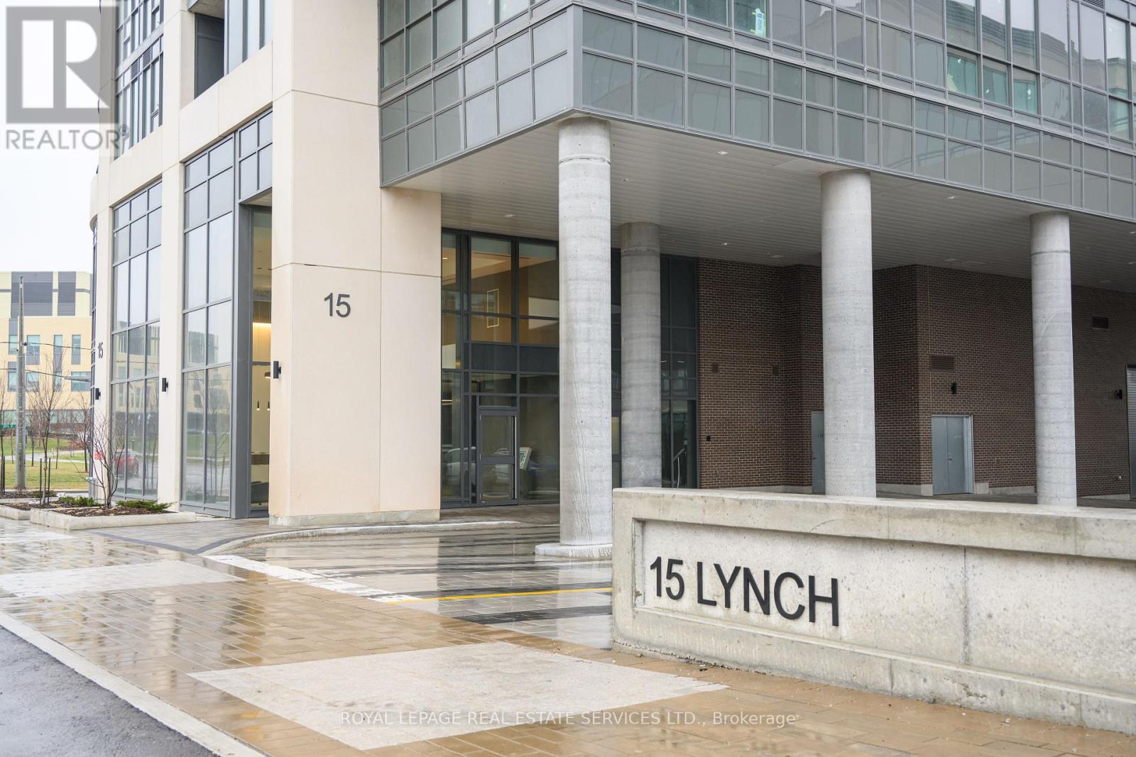 1803 - 15 Lynch Street, Brampton, Ontario  L6W 2Z8 - Photo 2 - W12671280