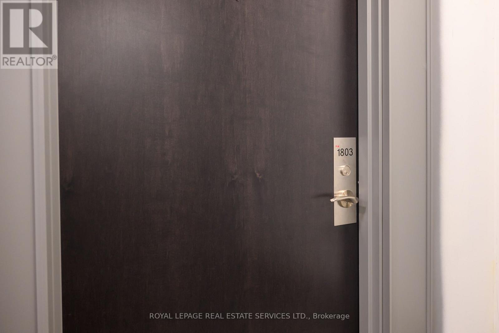 1803 - 15 Lynch Street, Brampton, Ontario  L6W 2Z8 - Photo 6 - W12671280