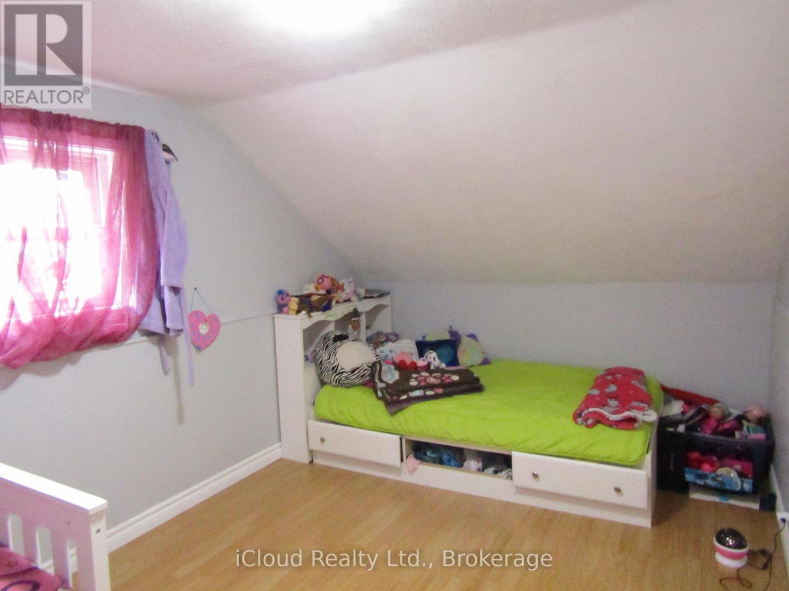 170 Troiless Street, Caledon, Ontario  L7K 1C3 - Photo 12 - W12671300