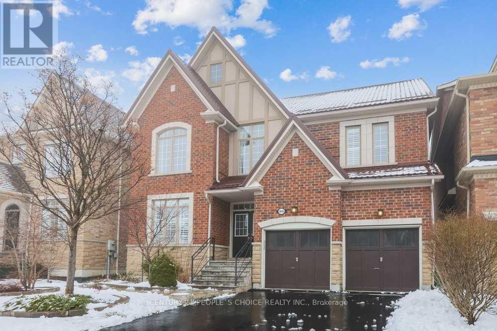 Upper - 3632 Fortune Place, Mississauga, Ontario  L5M 7N6 - Photo 1 - W12671312