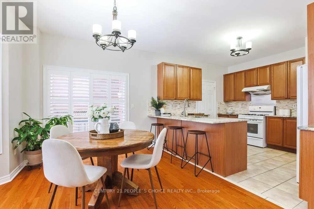 Upper - 3632 Fortune Place, Mississauga, Ontario  L5M 7N6 - Photo 12 - W12671312