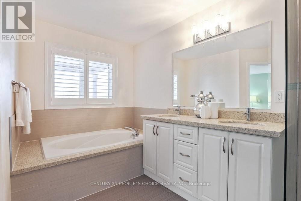 Upper - 3632 Fortune Place, Mississauga, Ontario  L5M 7N6 - Photo 22 - W12671312