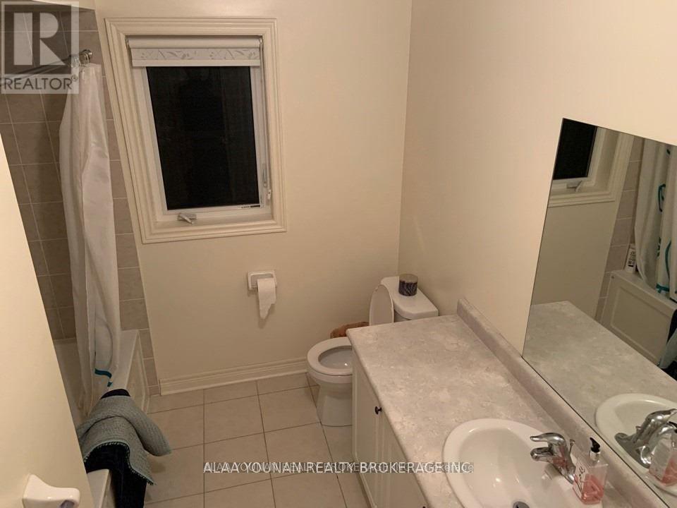 1055 Job Crescent, Milton, Ontario  L9T 8V6 - Photo 19 - W12671364