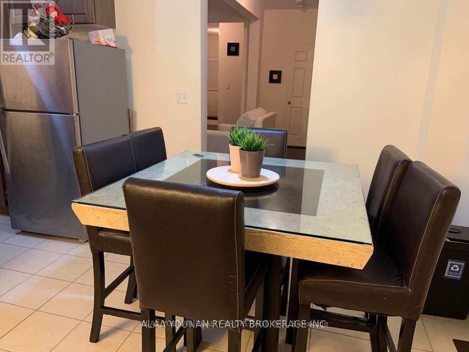 1055 Job Crescent, Milton, Ontario  L9T 8V6 - Photo 5 - W12671364