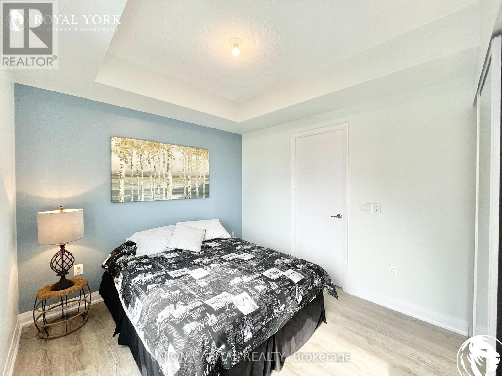 711 - 10 Gibbs Road, Toronto, Ontario  M9B 0E3 - Photo 5 - W12671390