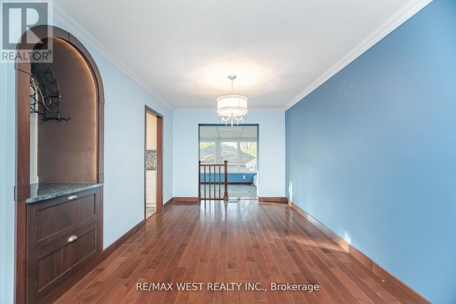 47 Elizabeth Street, Caledon, Ontario  L7E 1A3 - Photo 7 - W12671396